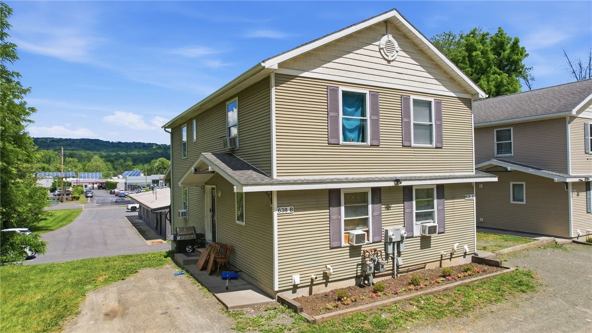 638 Spencer Road
