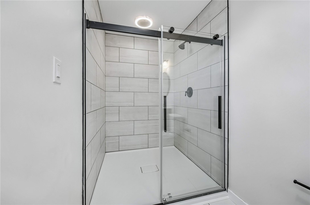 Enfield, New York 14850, United States, 3 Bedrooms Bedrooms, ,3 BathroomsBathrooms,Residential,Active,161484