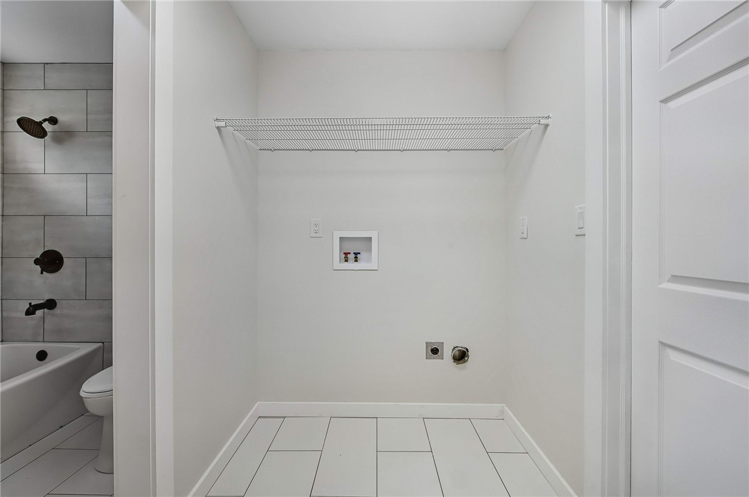 Enfield, New York 14850, United States, 3 Bedrooms Bedrooms, ,3 BathroomsBathrooms,Residential,Active,161484