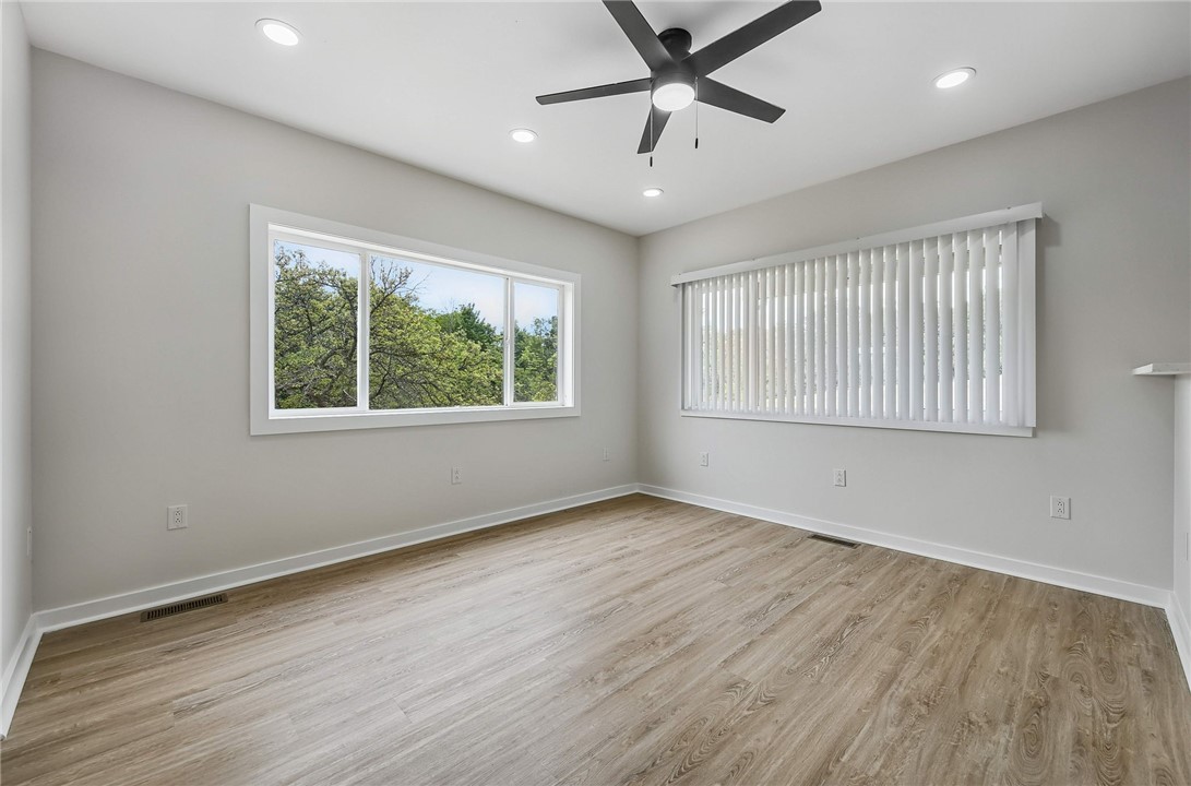 Enfield, New York 14850, United States, 3 Bedrooms Bedrooms, ,3 BathroomsBathrooms,Residential,Active,161484