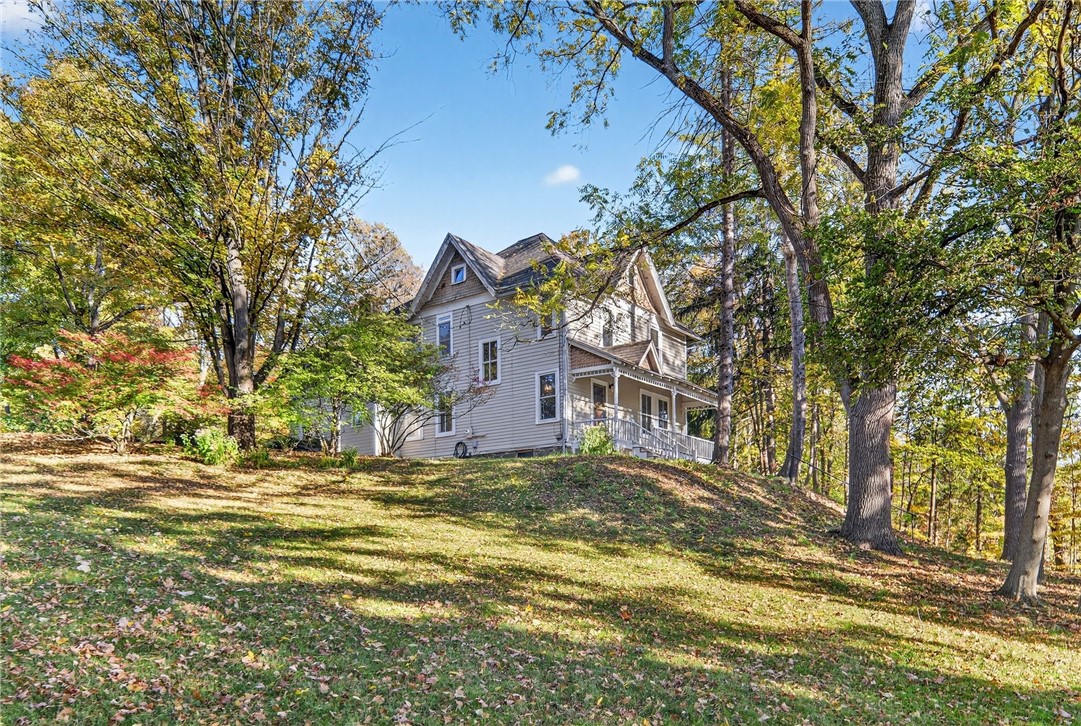 11 Cornell Walk