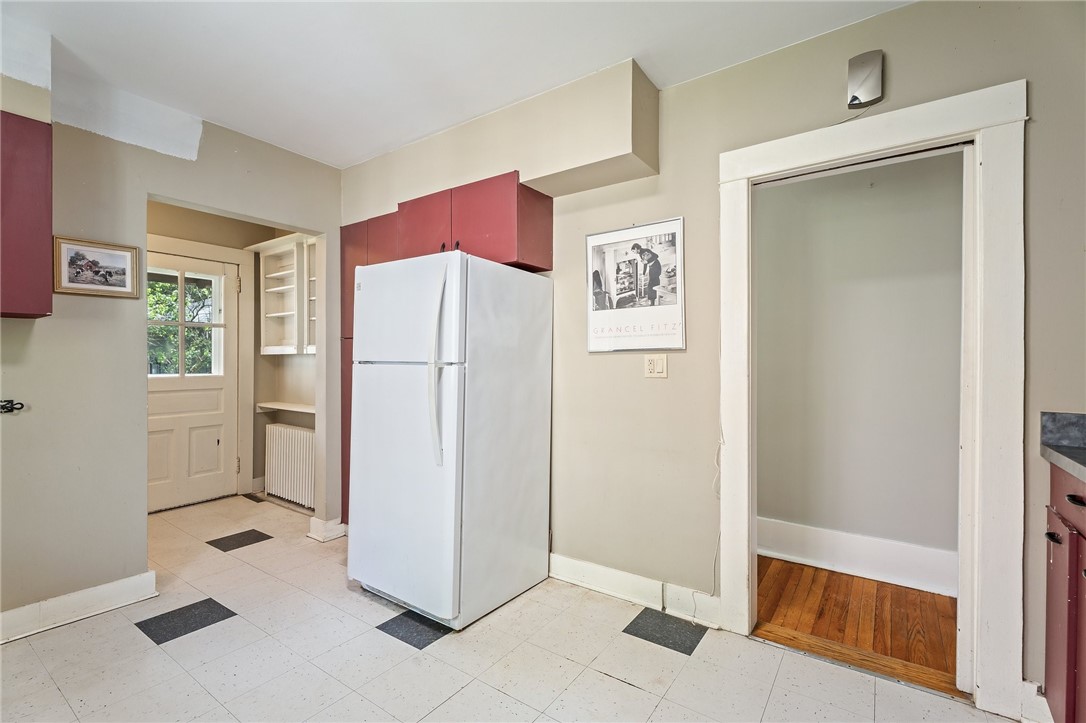 409 S Albany Street, Ithaca, New York image 13