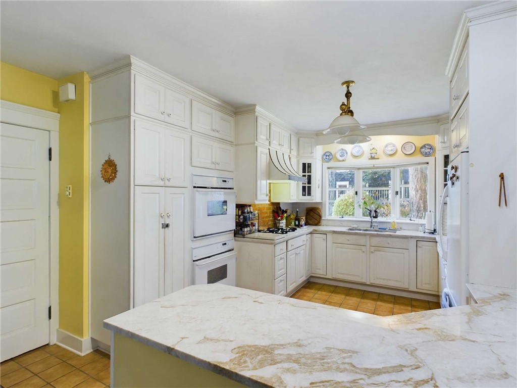 210/212 Forest Home Drive, Ithaca, New York image 8