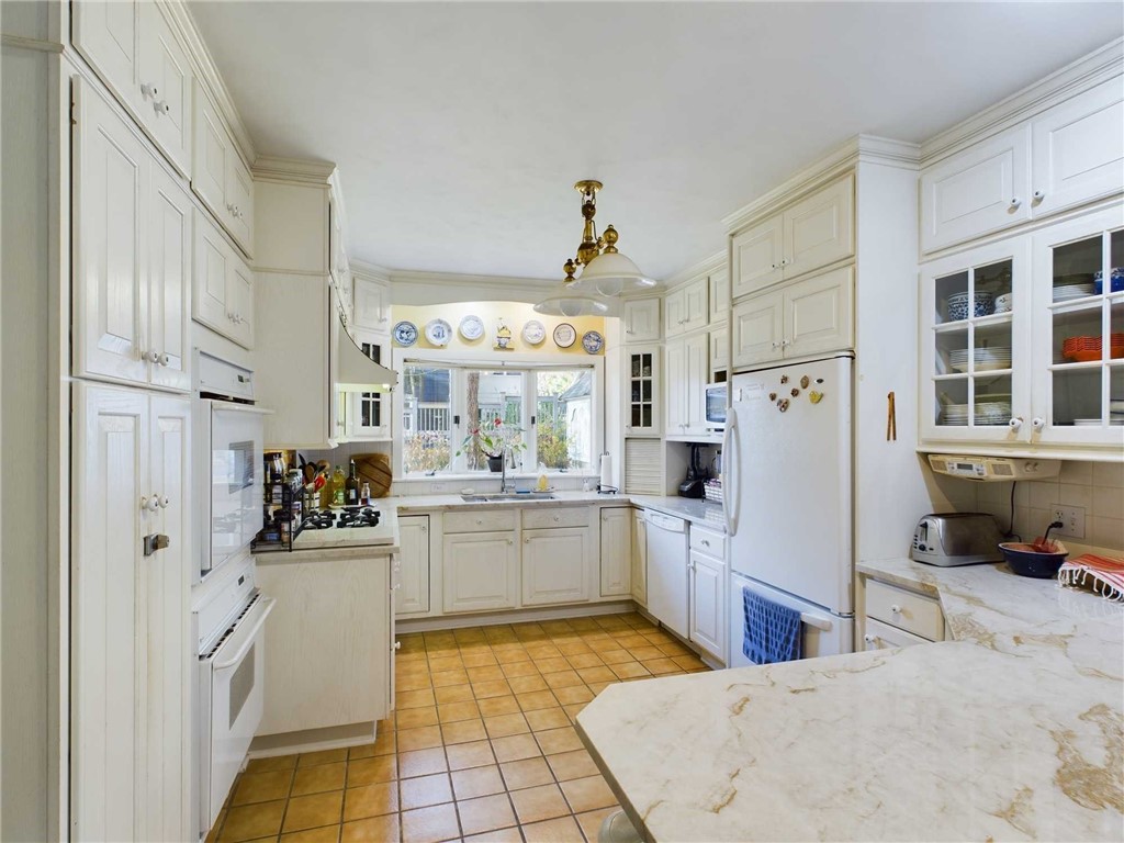 210/212 Forest Home Drive, Ithaca, New York image 9