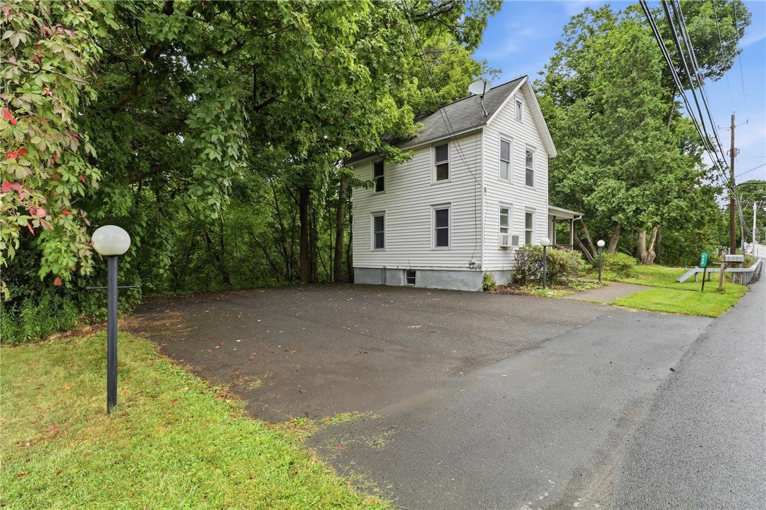 908 Dryden Road
