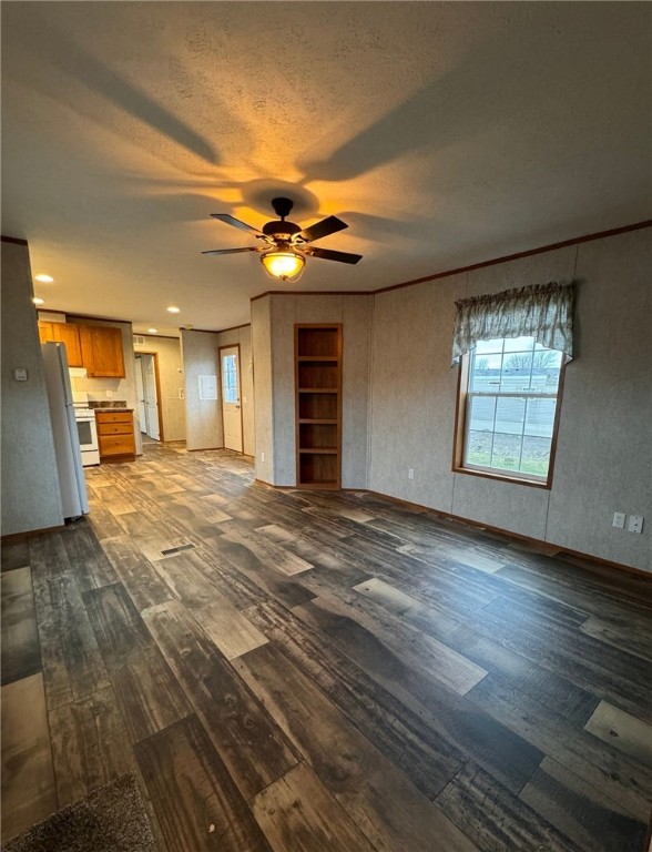 Dryden, New York 14850, United States, 2 Bedrooms Bedrooms, ,2 BathroomsBathrooms,Residential,Active,61237