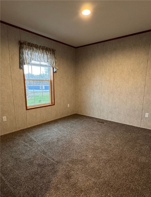 Dryden, New York 14850, United States, 2 Bedrooms Bedrooms, ,2 BathroomsBathrooms,Residential,Active,61237