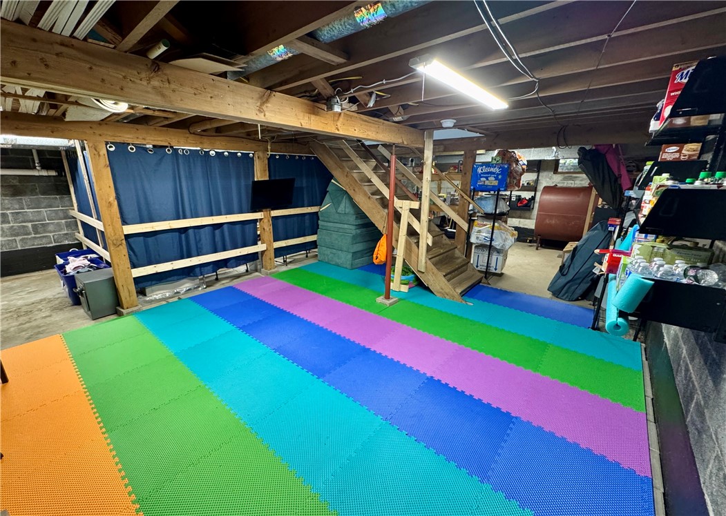 Montour, New York 14869, United States, 3 Bedrooms Bedrooms, ,2 BathroomsBathrooms,Residential,Pending,235764