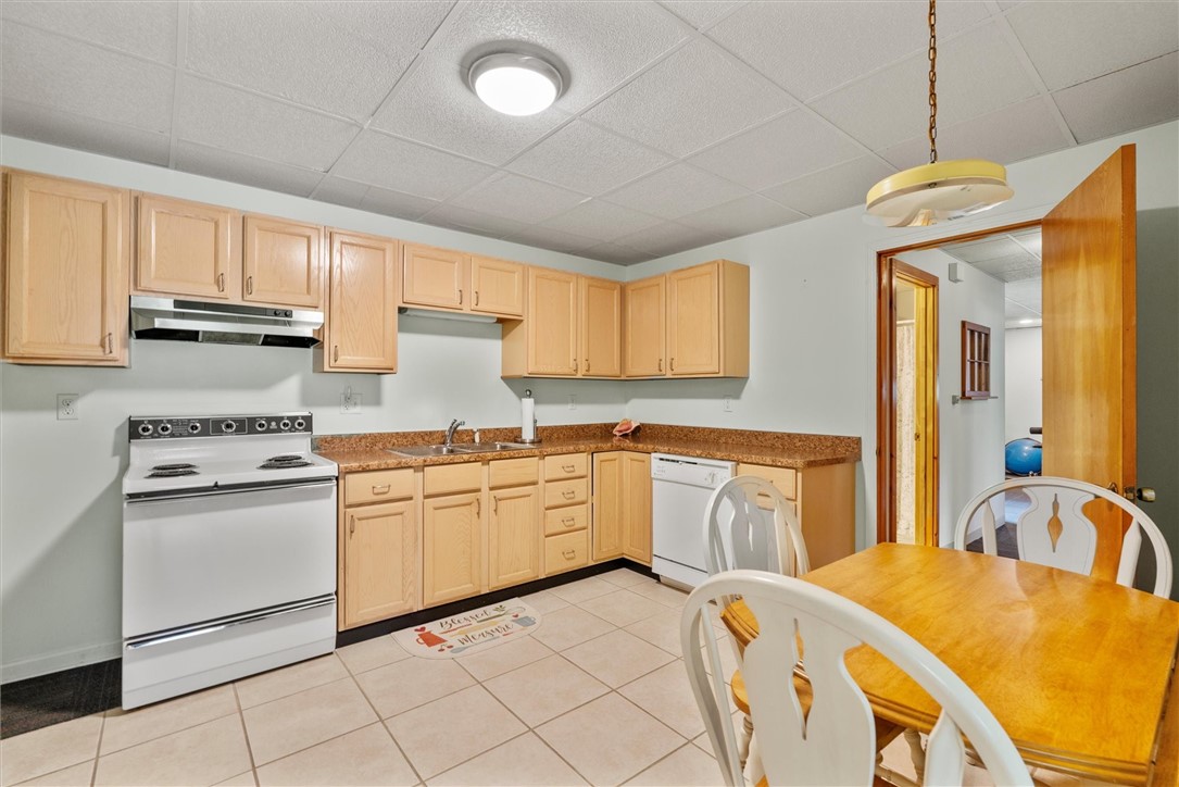 35 Horvath Drive, Lansing, New York image 34