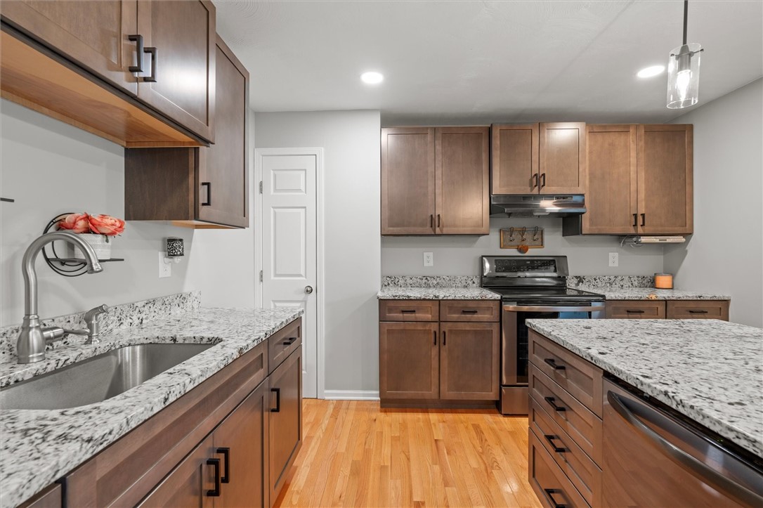 35 Horvath Drive, Lansing, New York image 16