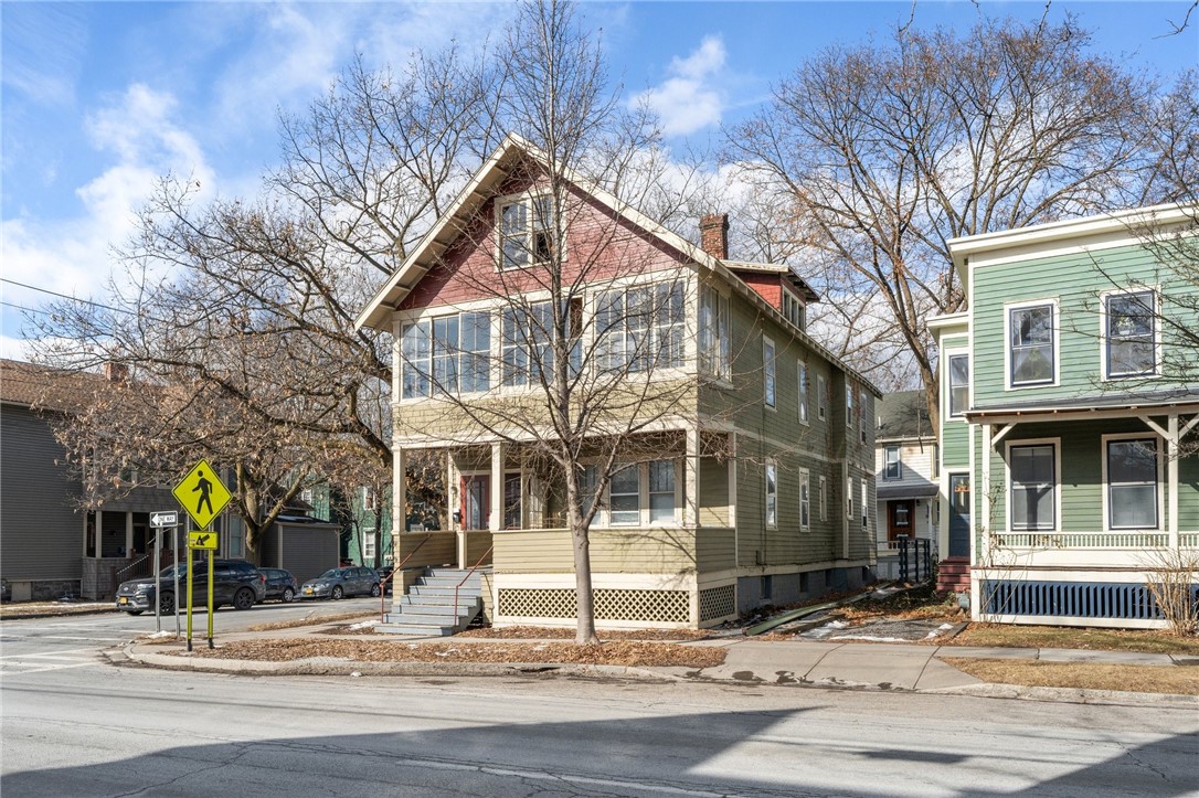 328 W Seneca Street