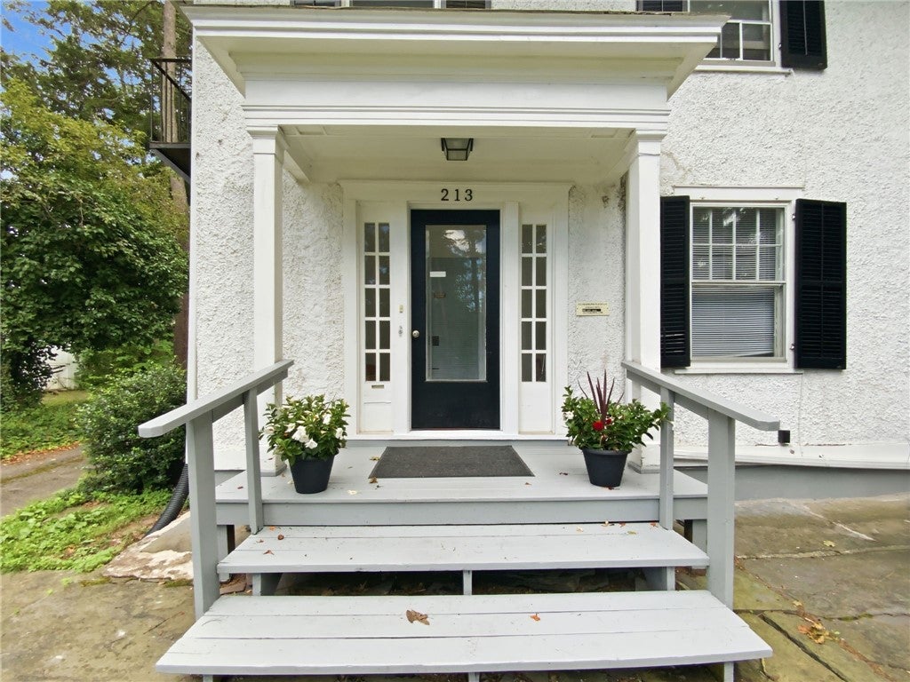 213 Dearborn Place