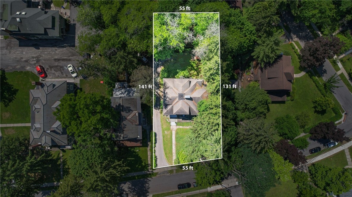 213 Dearborn Place