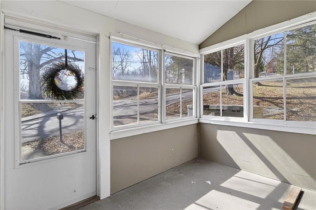 112-114 Sunrise Road