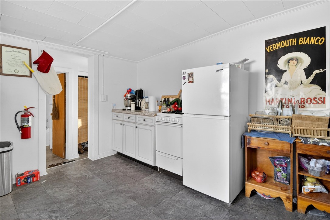 607 N Cayuga Street 2N