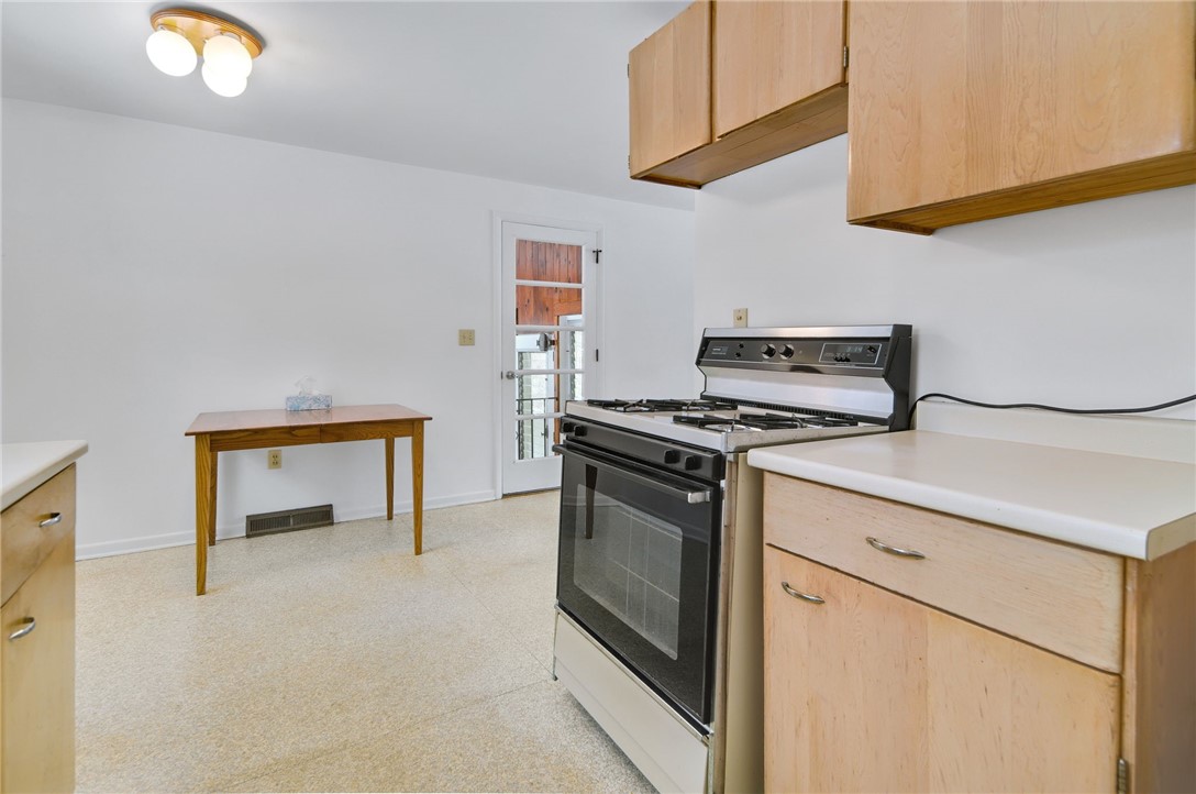 214 Tareyton Drive, Ithaca, New York image 13
