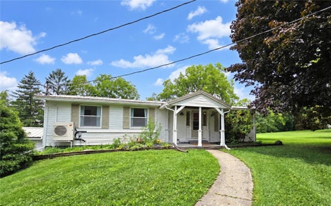 Homes For Sale - 1150 Auburn Road<br/> Lansing, NY 13073
