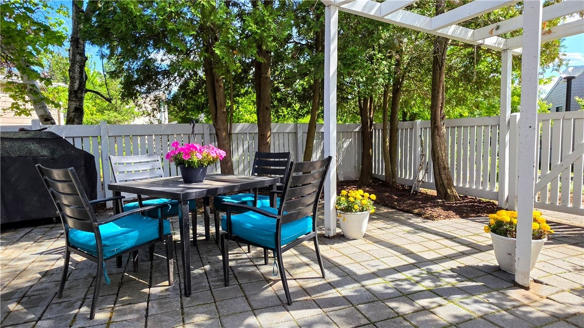 231 Strawberry Hill Circle 2