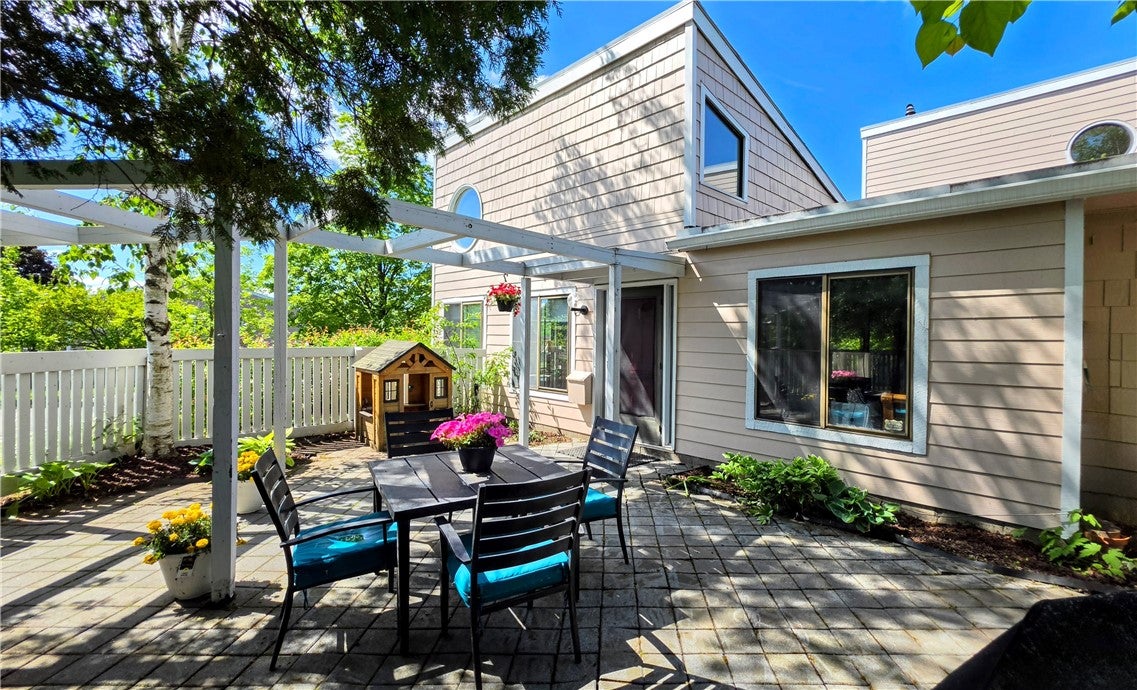 231 Strawberry Hill Circle 2
