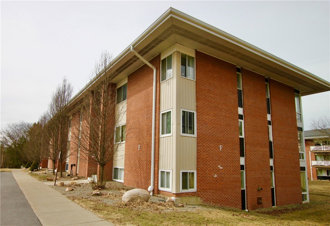 2250 N Triphammer Road #F8, Lansing, New York image 1