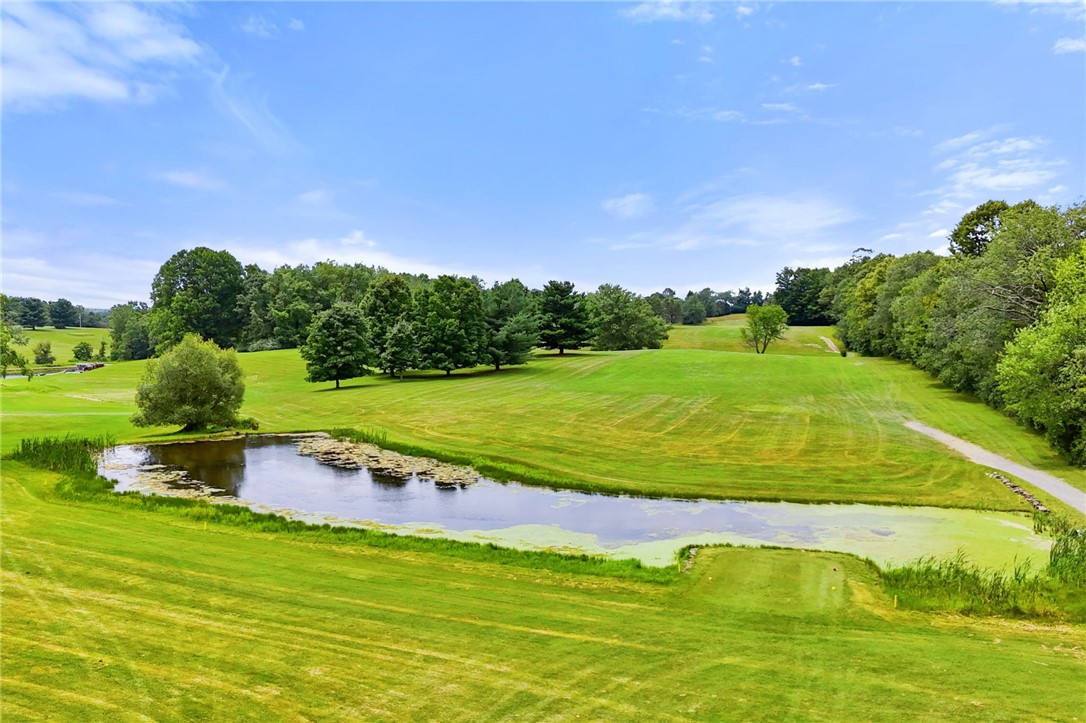 218 N Applegate Road