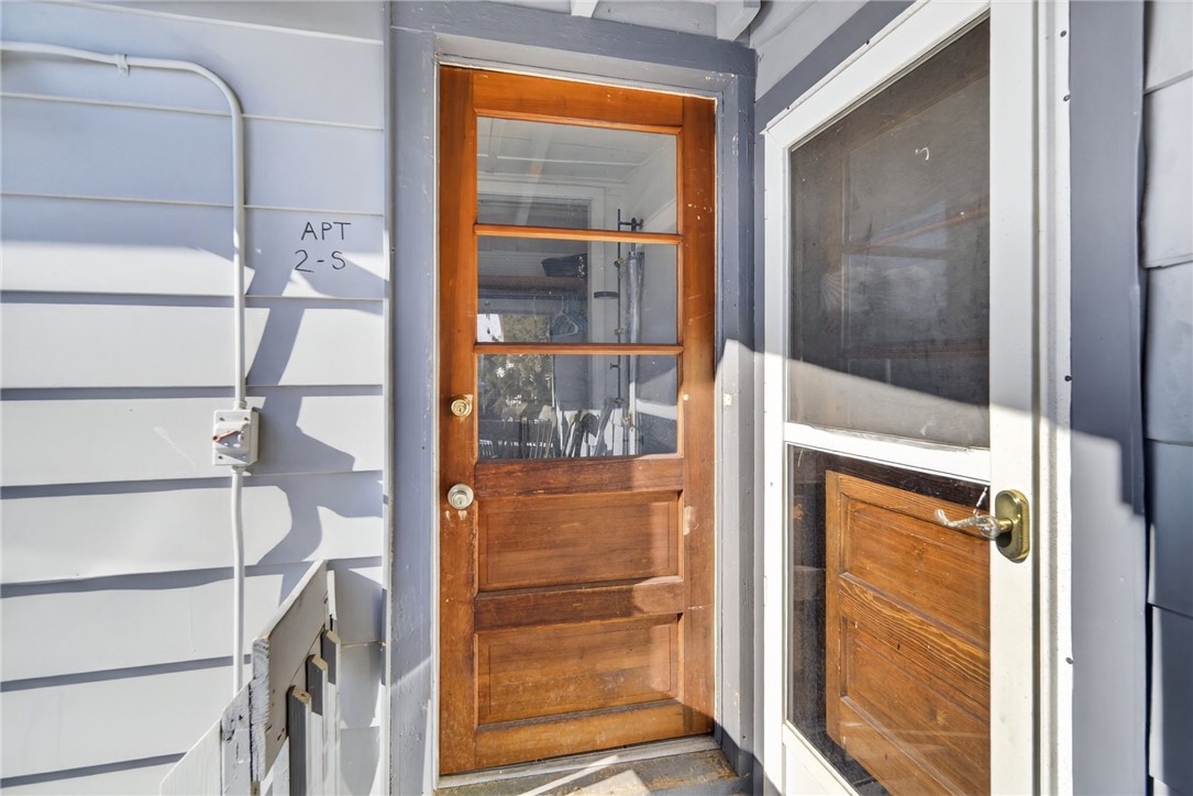 607 N Cayuga Street 2S