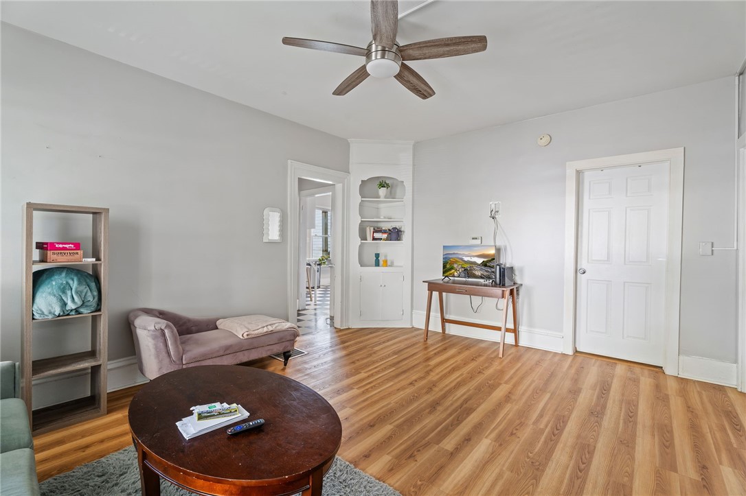 445 N Tioga Street