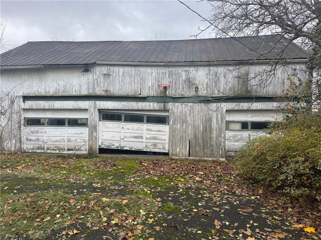 8896 State Route 90 N
