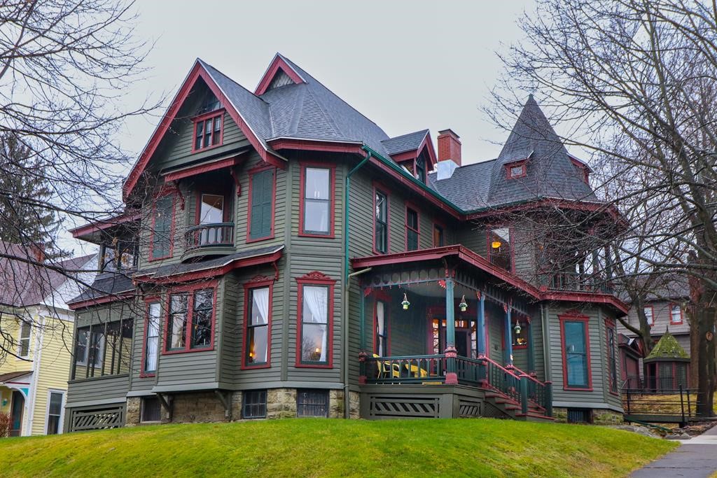 176 Cedar Street, Corning, New York image 1