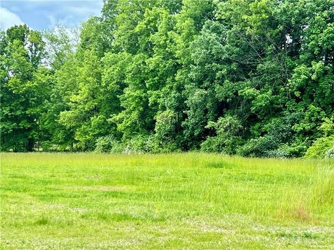 34 Crescent Way Trumansburg NY 14886