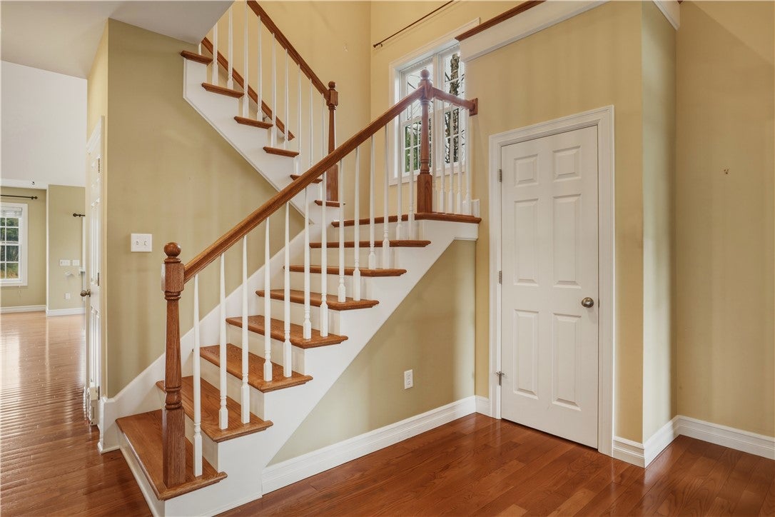 13 Woodland Way