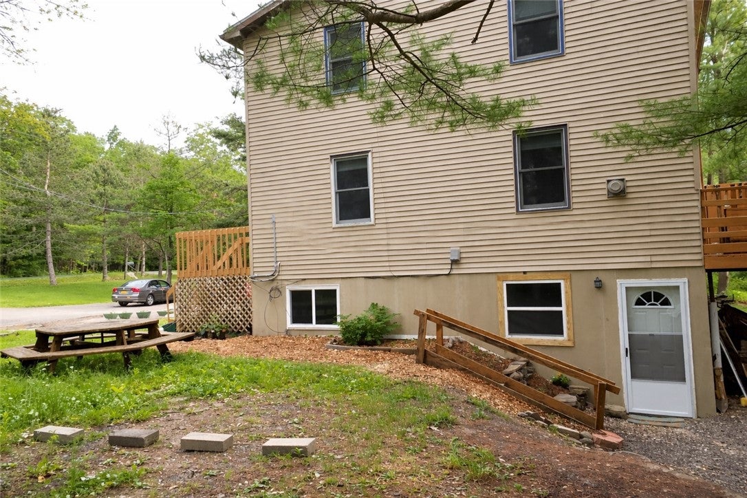 580 King Road W