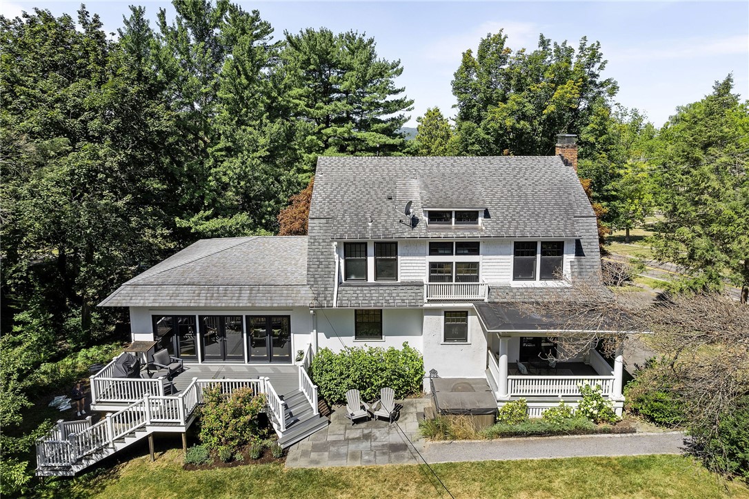 527 Highland Road