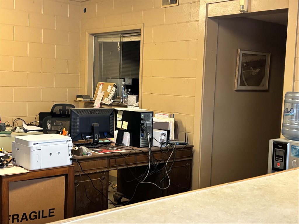 478 Lower Creek, 1-B Road