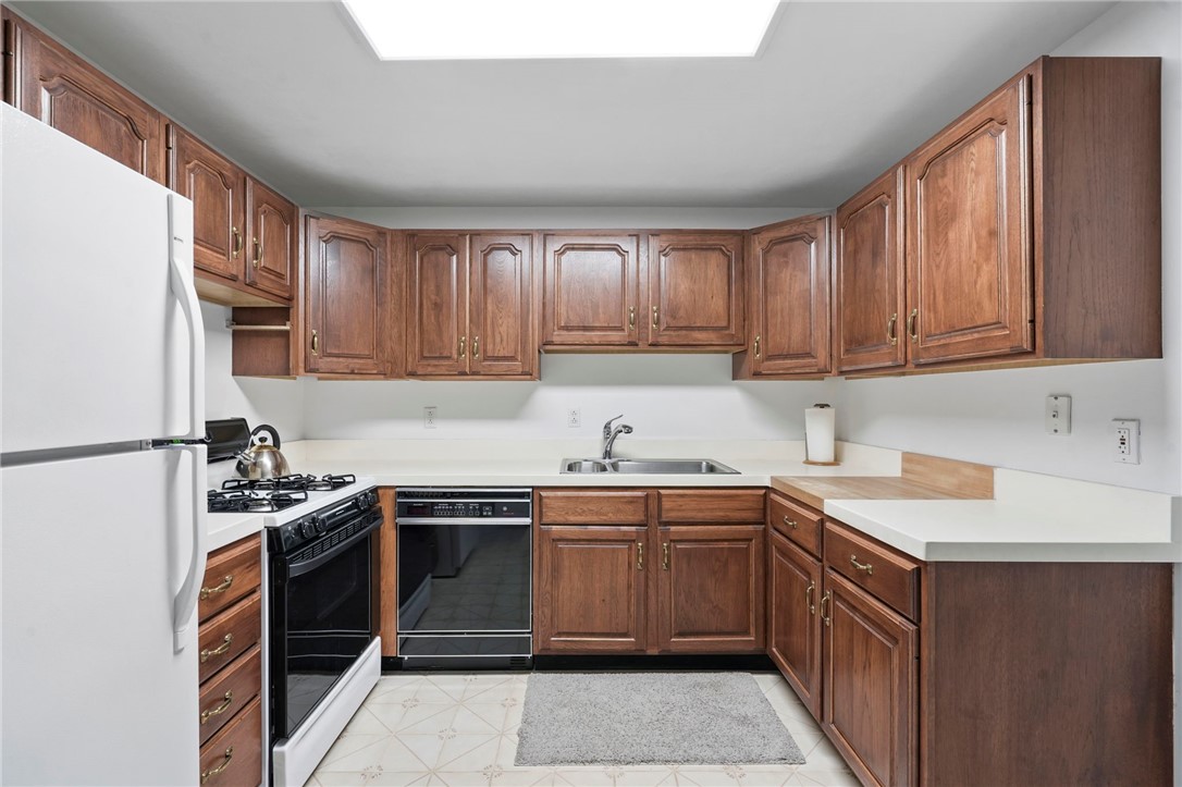 120 Briarwood Drive, Ithaca, New York image 35