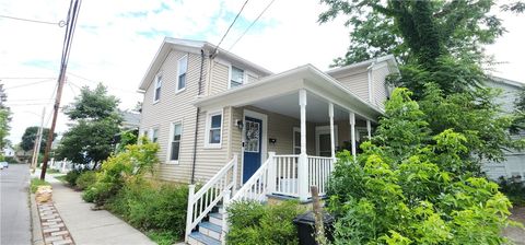 107 Sears St Ithaca NY 14850