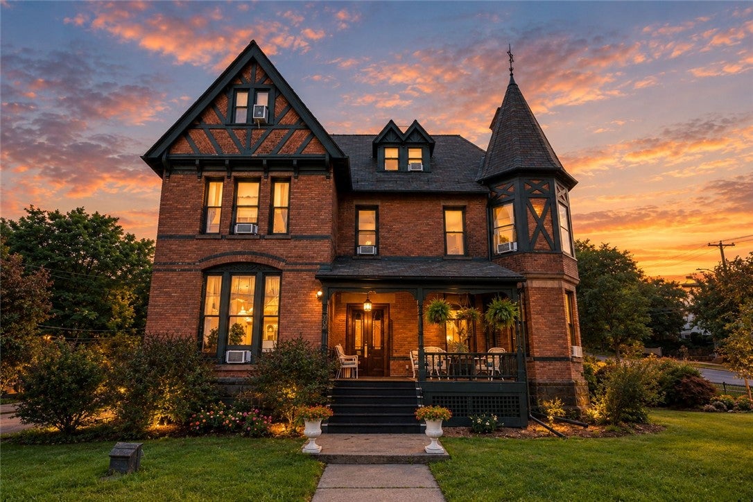 303-307 N Aurora Street
