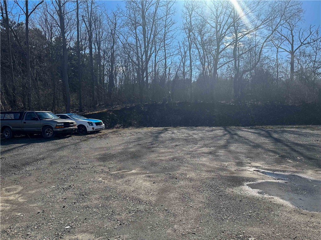 1683 Mecklenburg Road