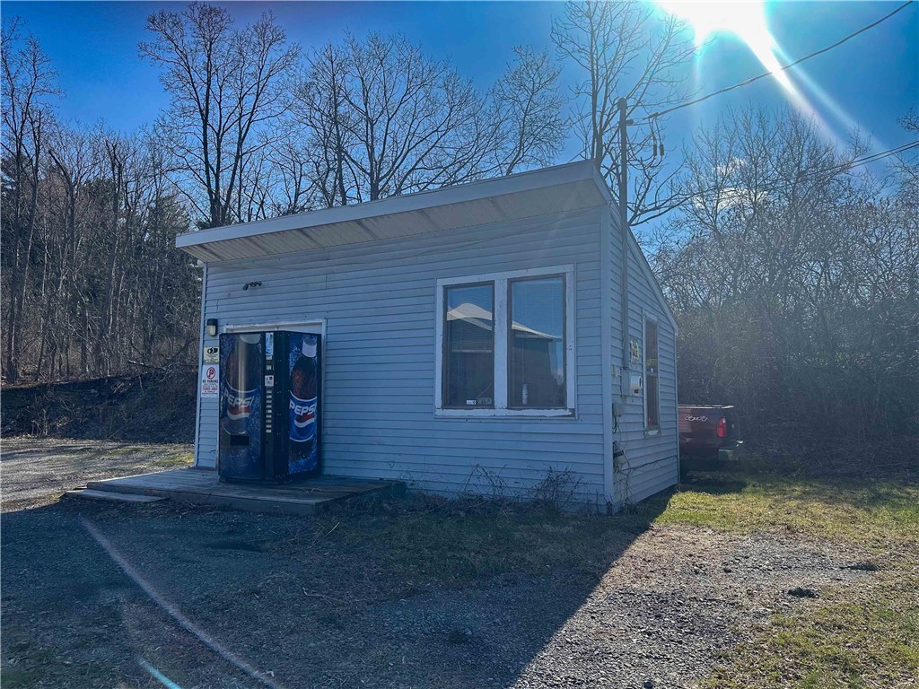 1683 Mecklenburg Road