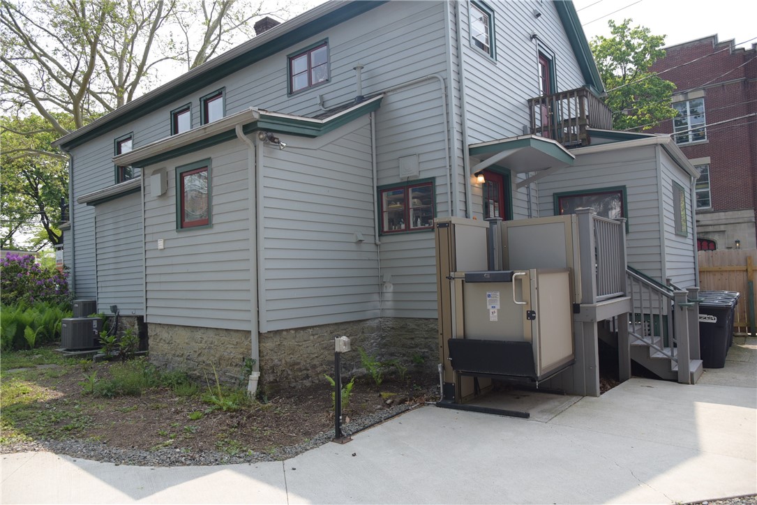 208-212 W Buffalo Street