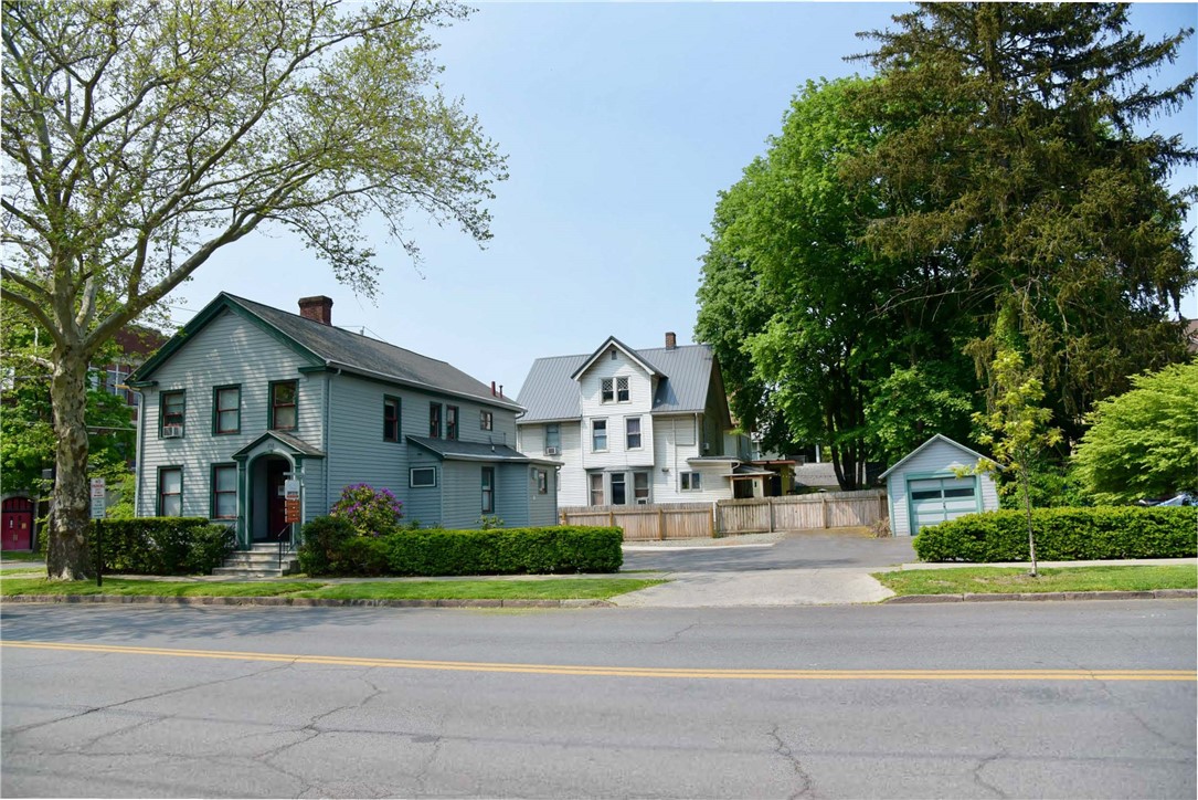 208-212 W Buffalo Street