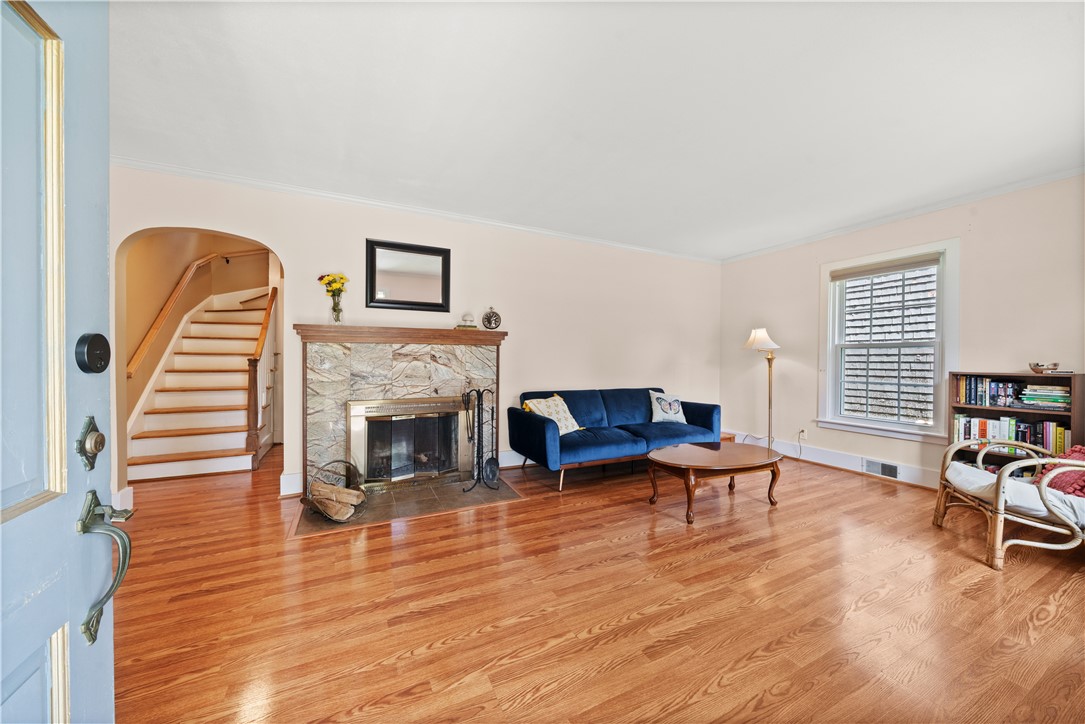 208 Groton Avenue, Cortland, New York image 4
