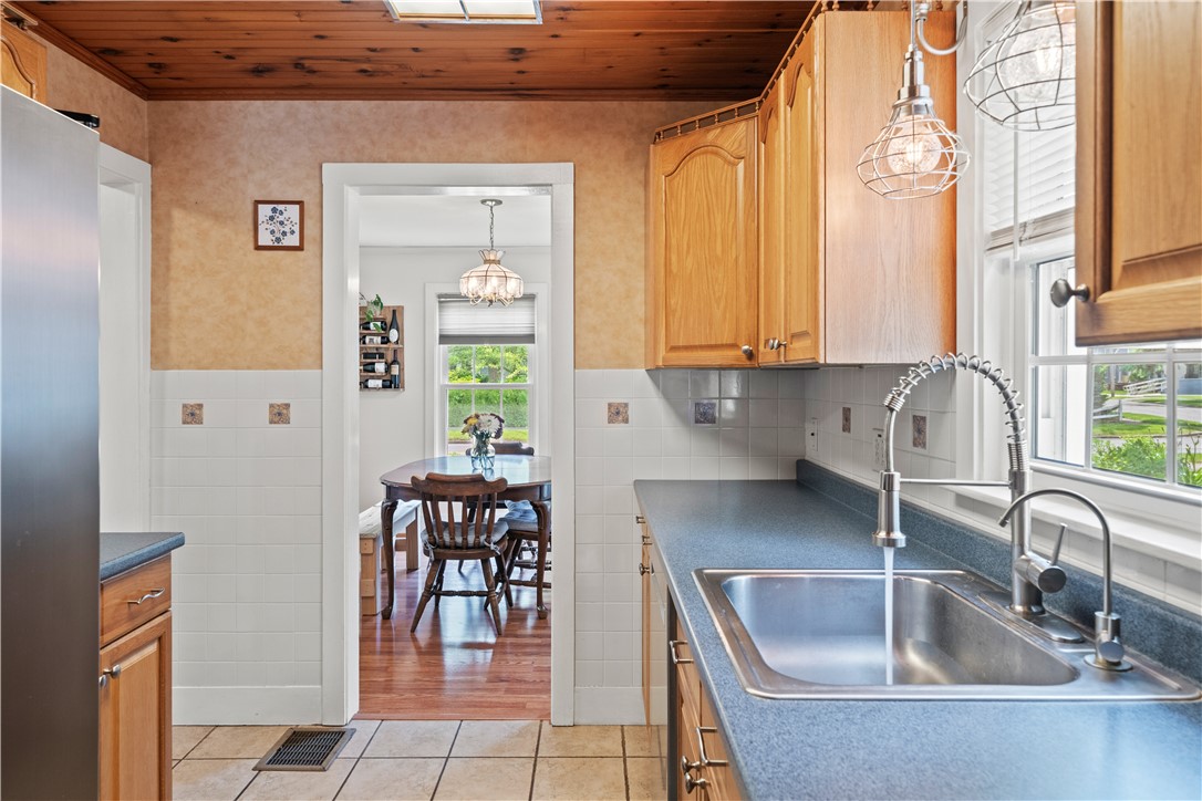 208 Groton Avenue, Cortland, New York image 11