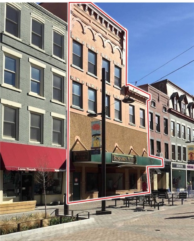 120-122 E State
