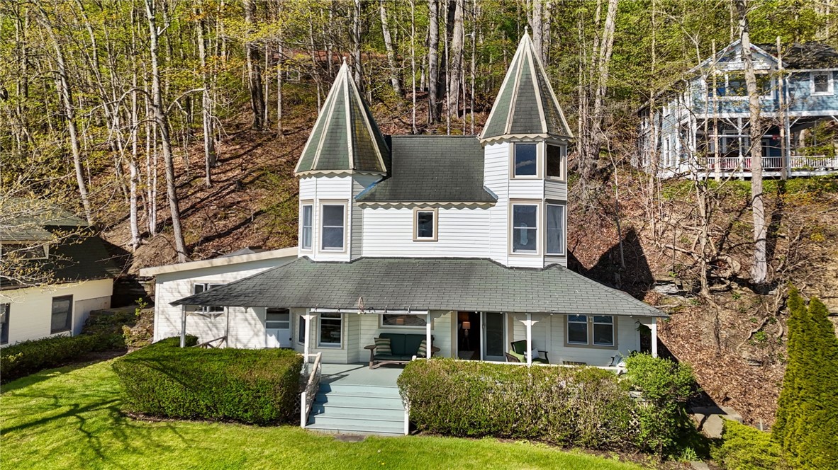 1157 & 1159 Taughannock Boulevard