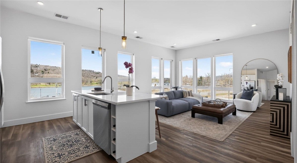 201 & 301 Cayuga Park Lane 2BR