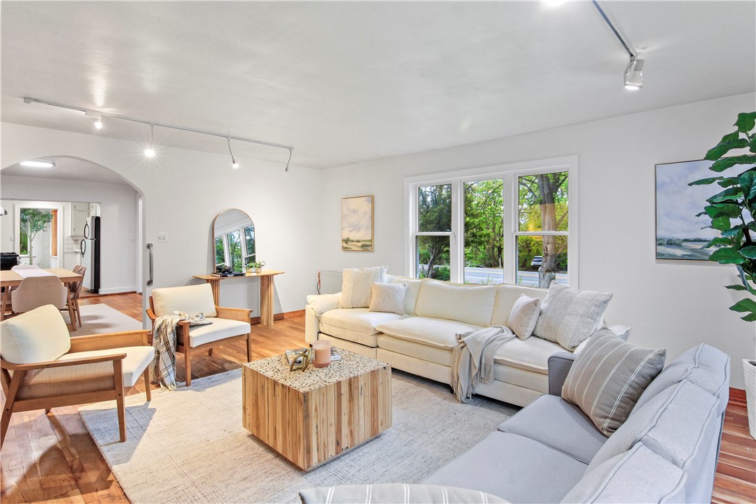 1157 Danby Road