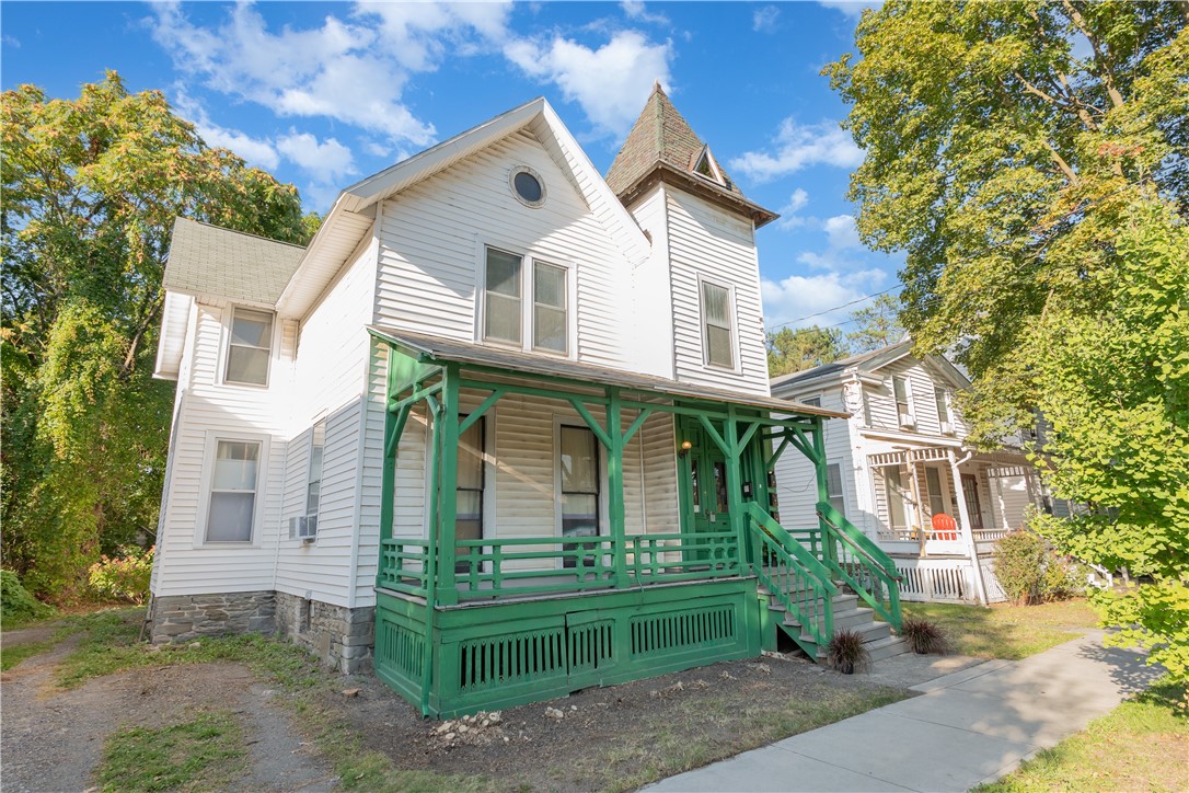 316 W Seneca Street
