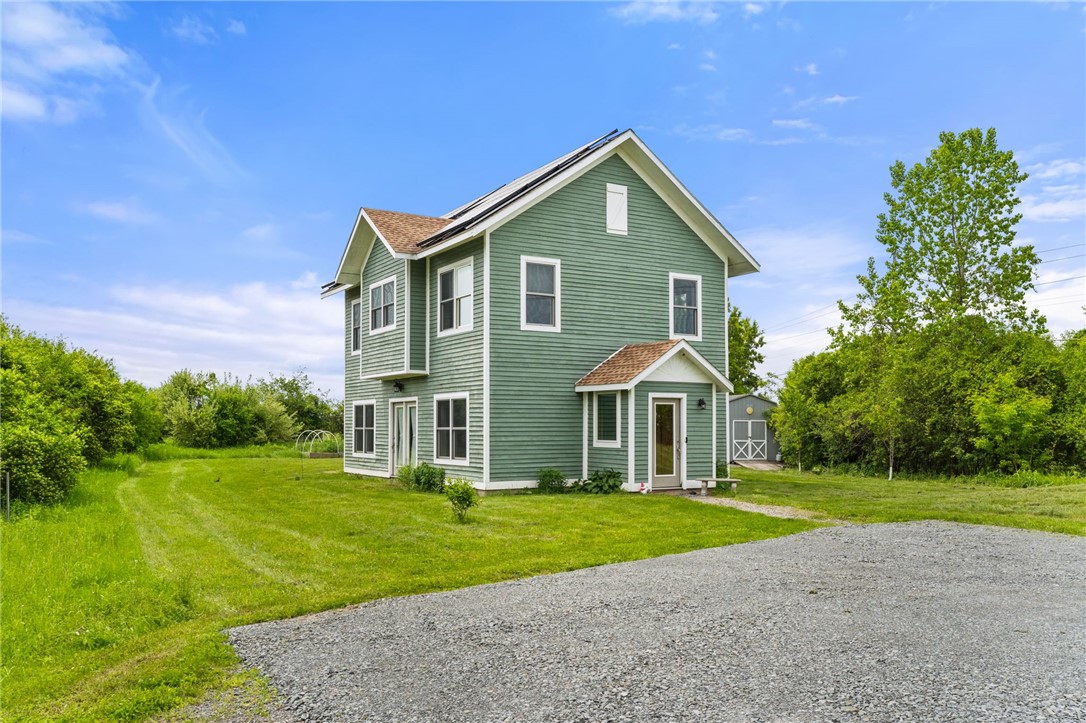 39 Farm Pond Circle, Lansing, New York image 1