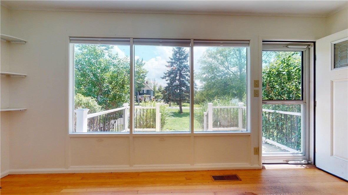 18 Asbury Road